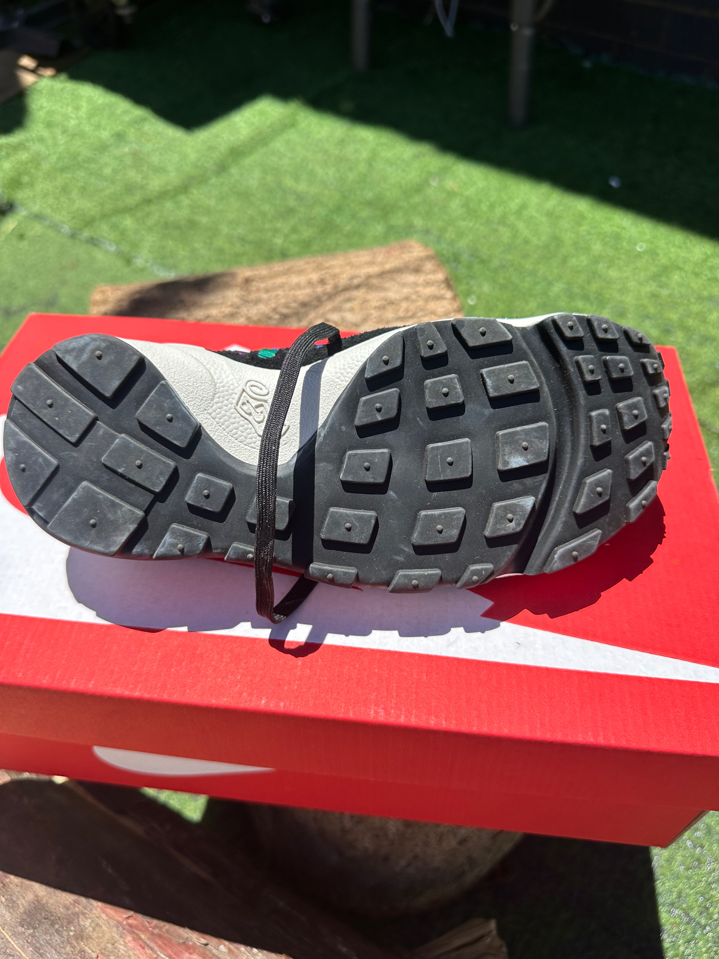 Nike Woven Footscape