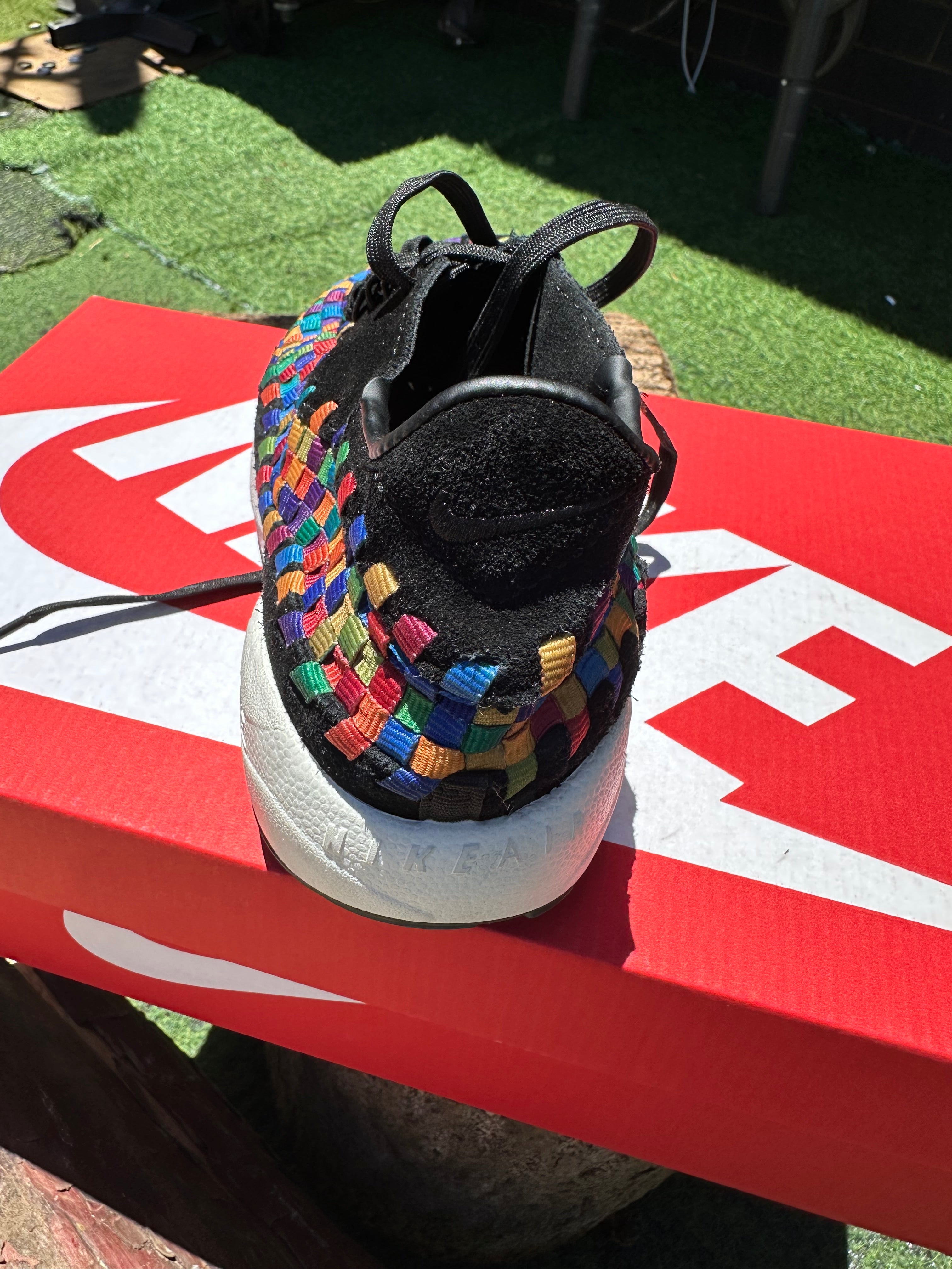 Nike Woven Footscape