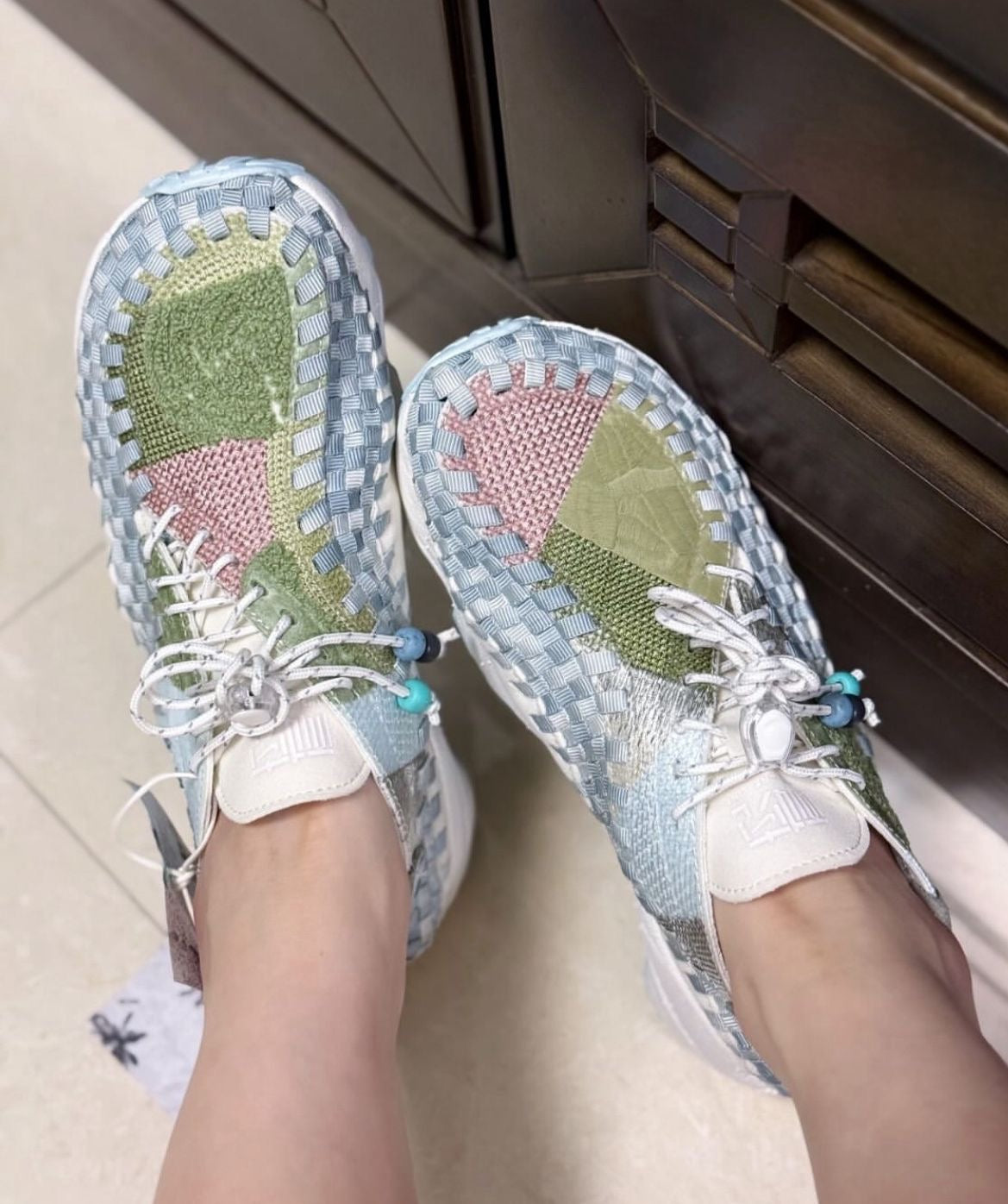 Nike Woven Footscape