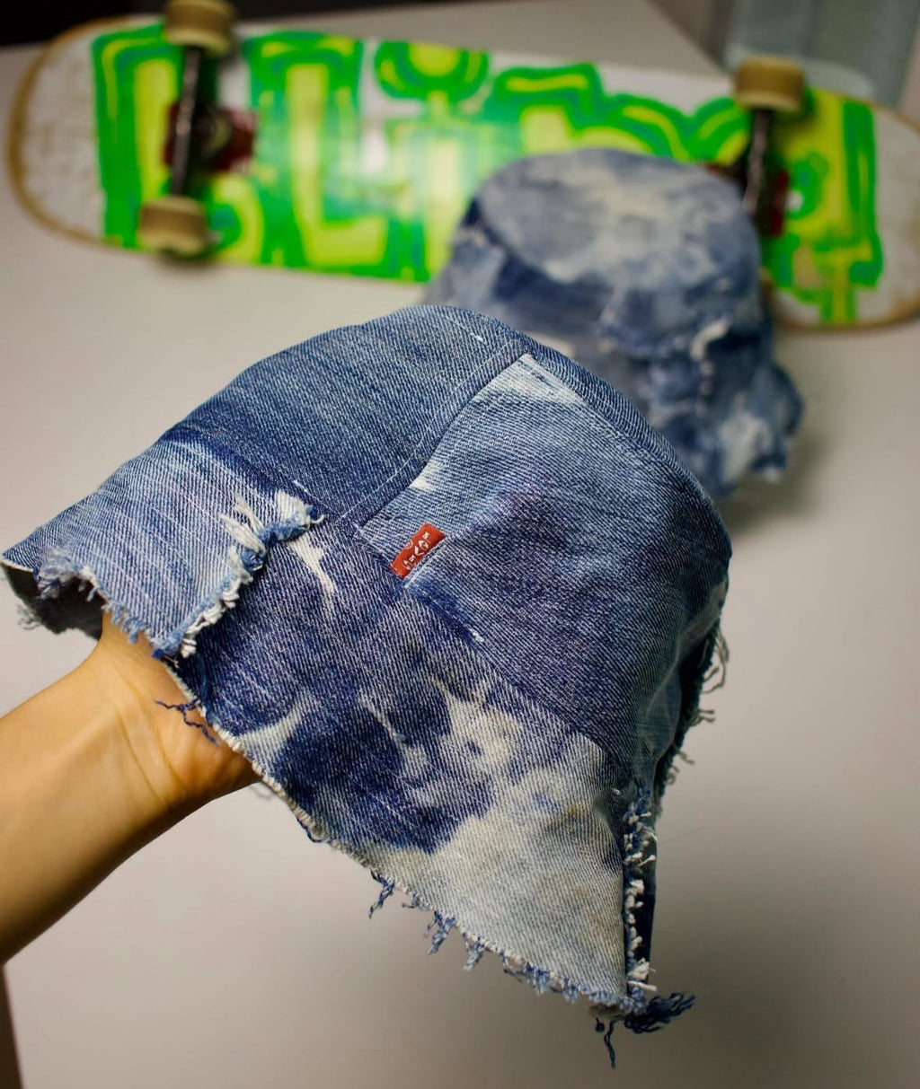 Levi’s bucket hats(DIY)