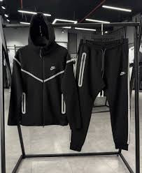 Nike Tech Fleece Reflective