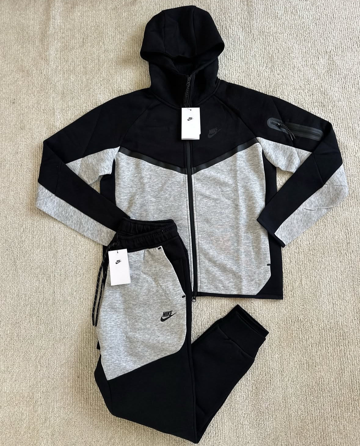 Nike Tech Fleece