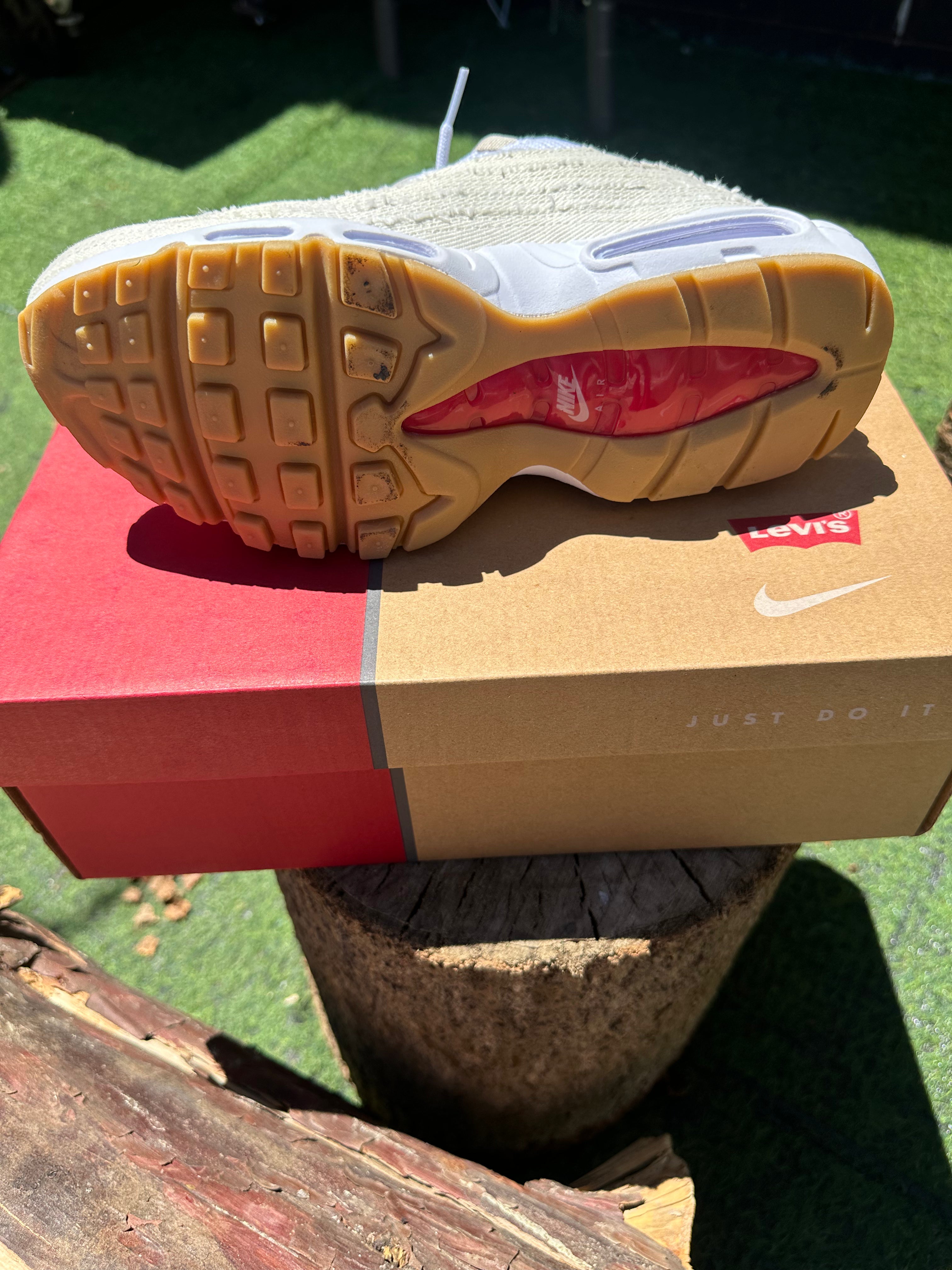 Nike Air Max95 x Levi’s