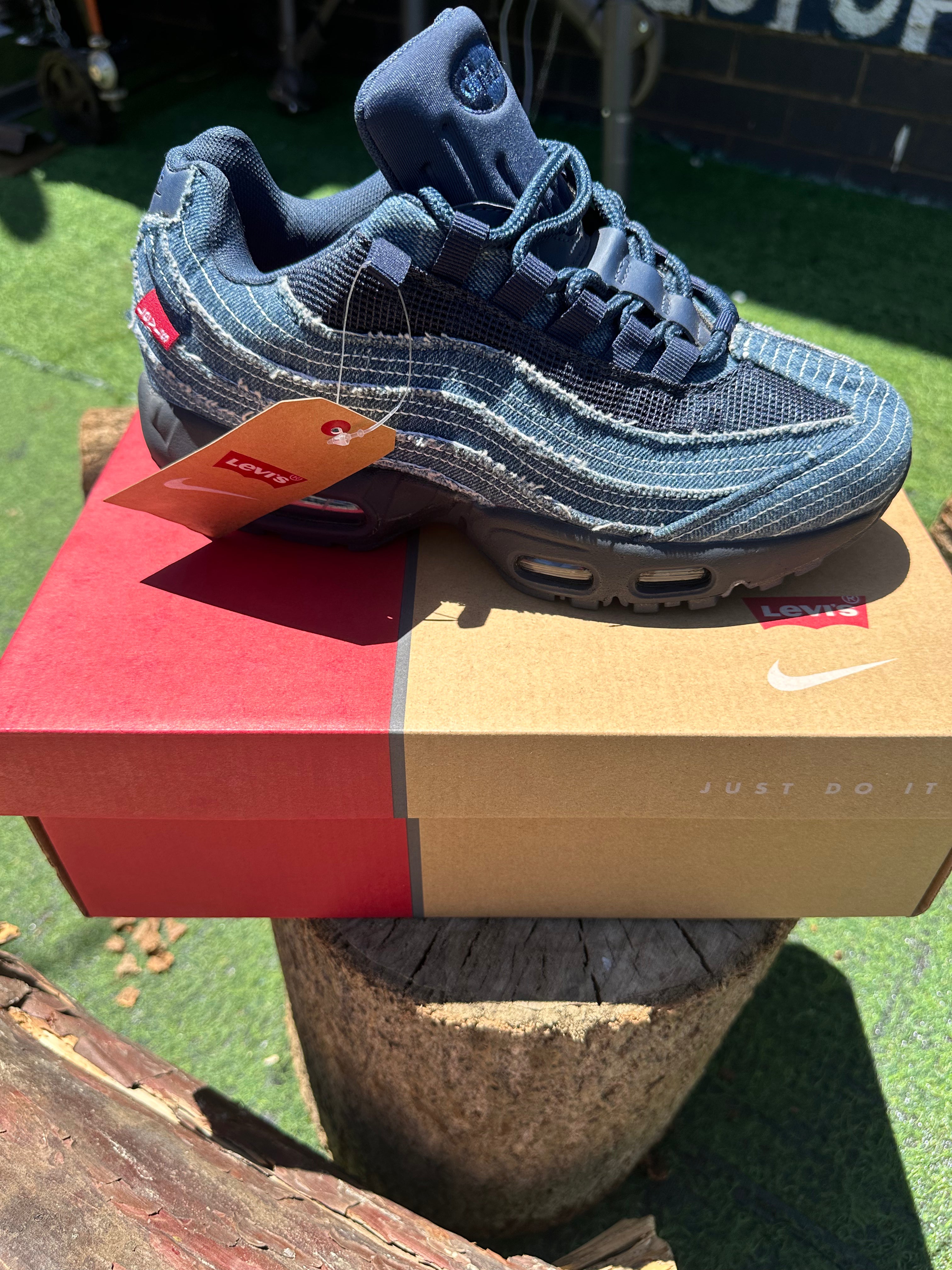 Nike Air Max95 x Levi’s
