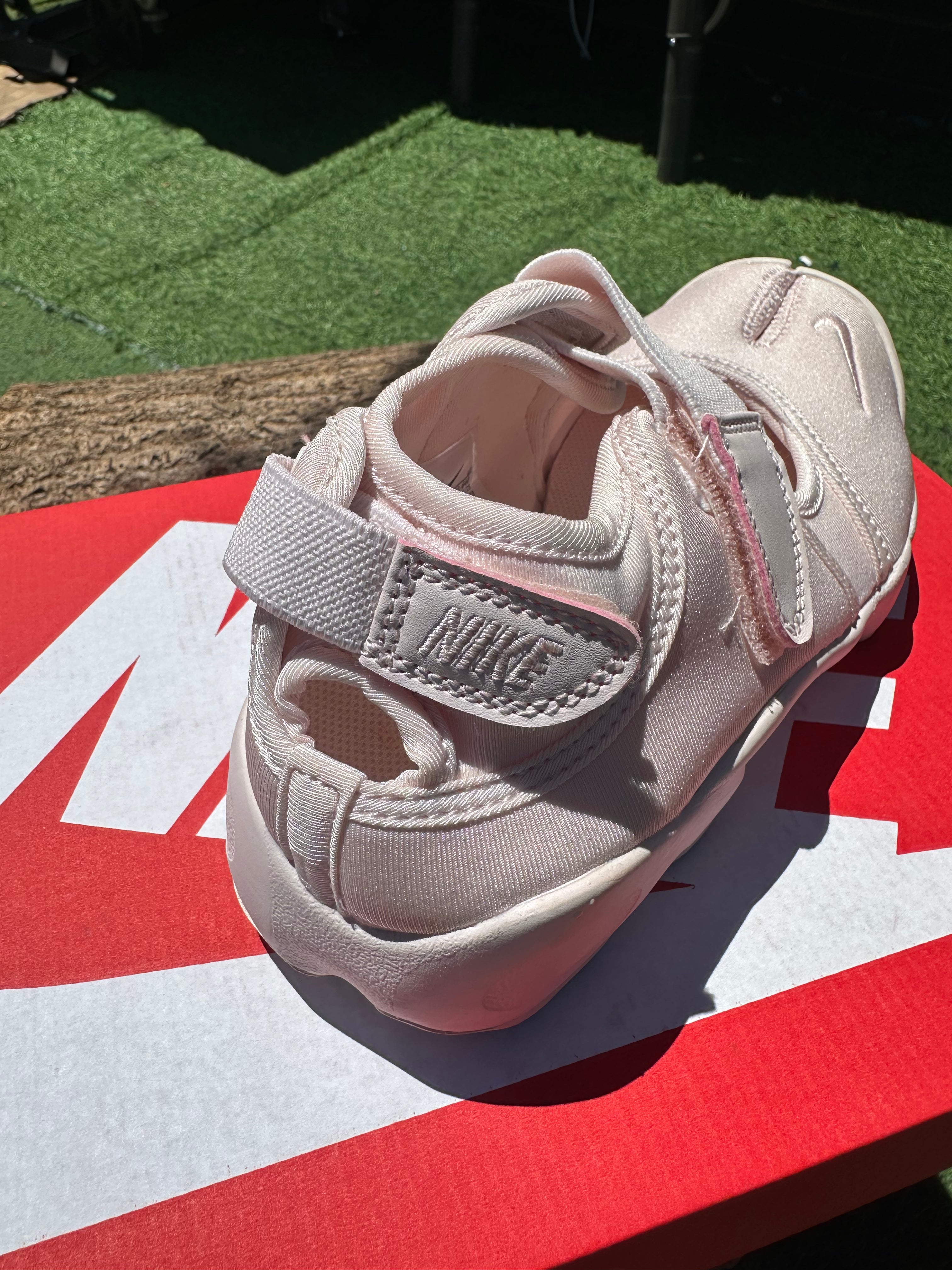 Nike Air Rift